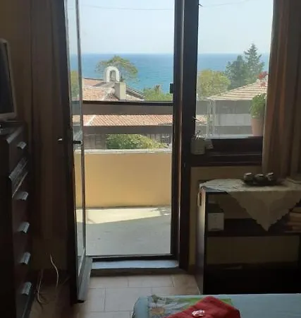 Kraybrezhna 3 Maison d'hôtes 4*