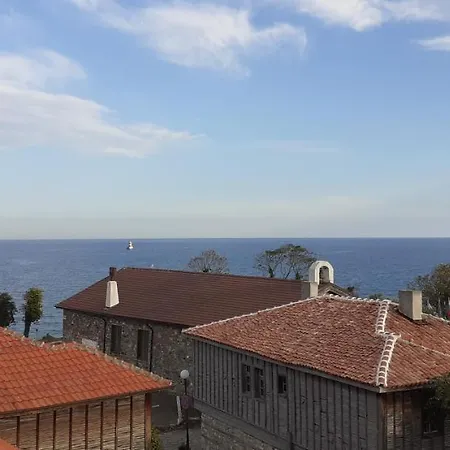 Kraybrezhna 3 Maison d'hôtes Pomorie