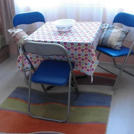 Pensionat Kraybrezhna 3