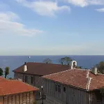 Kraybrezhna 3 Πανσιόν Πομόριε
