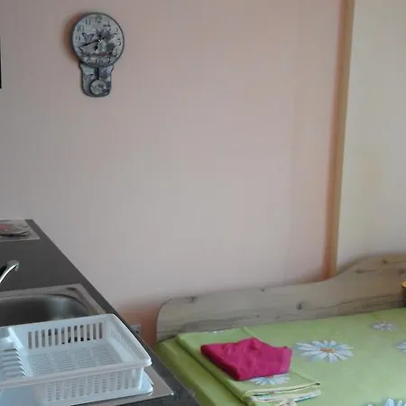 Kraybrezhna 3 4* Ahyolu