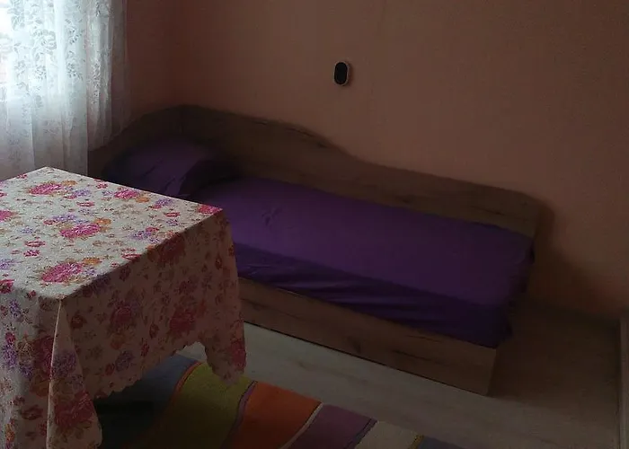 Kraybrezhna 3 Pensjonat Gmina Pomorie