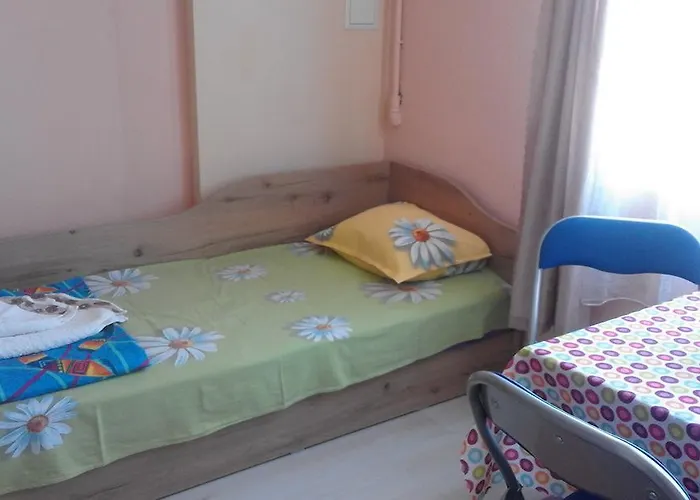 Pensjonat Kraybrezhna 3