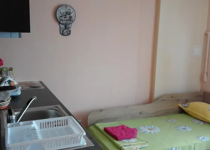 Kraybrezhna 3 4* Gmina Pomorie